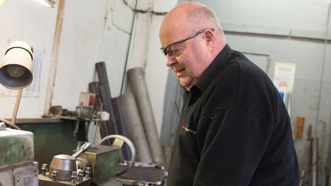 Photo David Stead Purchasing Manager & Skilled Machinist with over 40 years experience